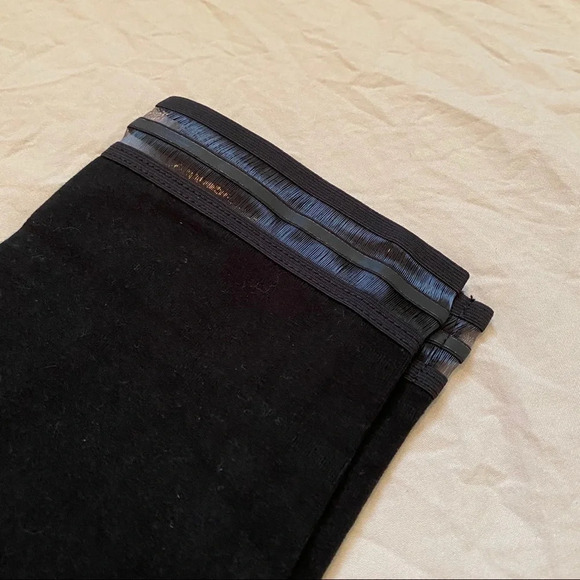 Black Leggings - Picture 2 of 5